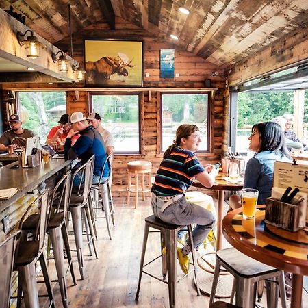 Hope Alaska'S Bear Creek Lodge Екстериор снимка