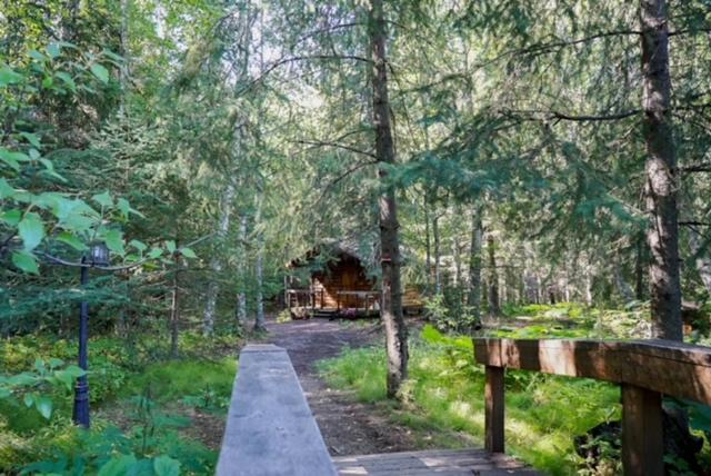 Hope Alaska'S Bear Creek Lodge Екстериор снимка