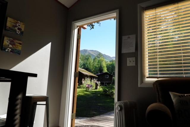Hope Alaska'S Bear Creek Lodge Екстериор снимка