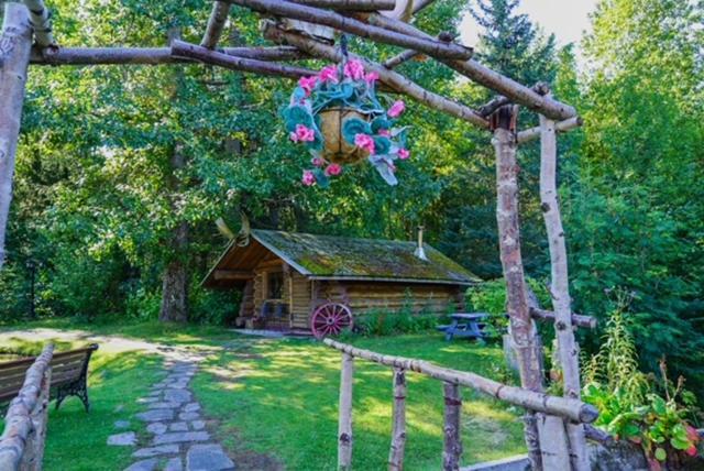 Hope Alaska'S Bear Creek Lodge Екстериор снимка